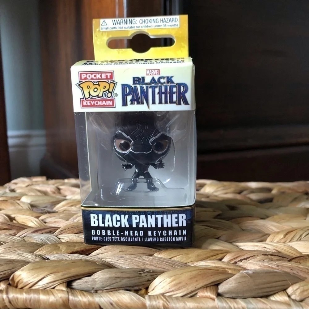 Funko pocket pop: Black Panther: Black Panther keychain/clip